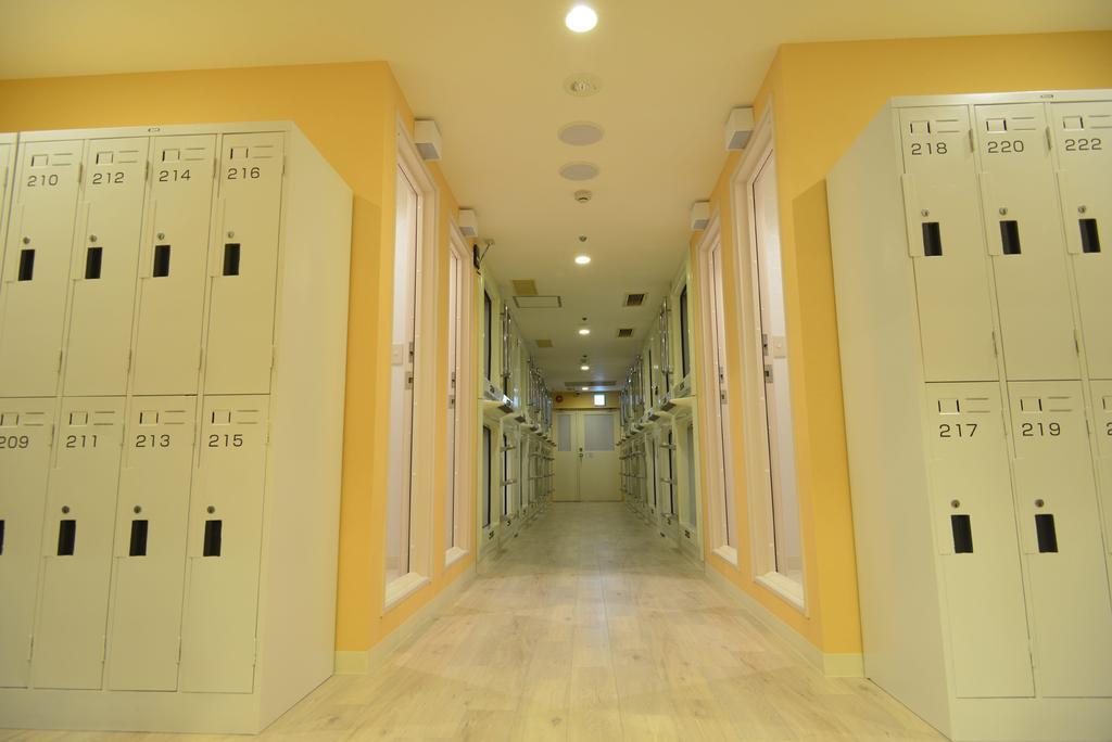 B&S Eco Cube Shinsaibashi Hotel Осака Екстериор снимка