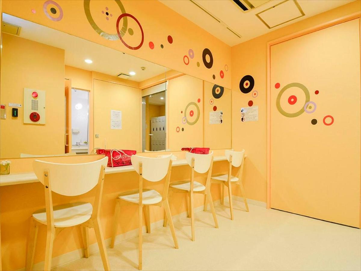 B&S Eco Cube Shinsaibashi Hotel Осака Екстериор снимка