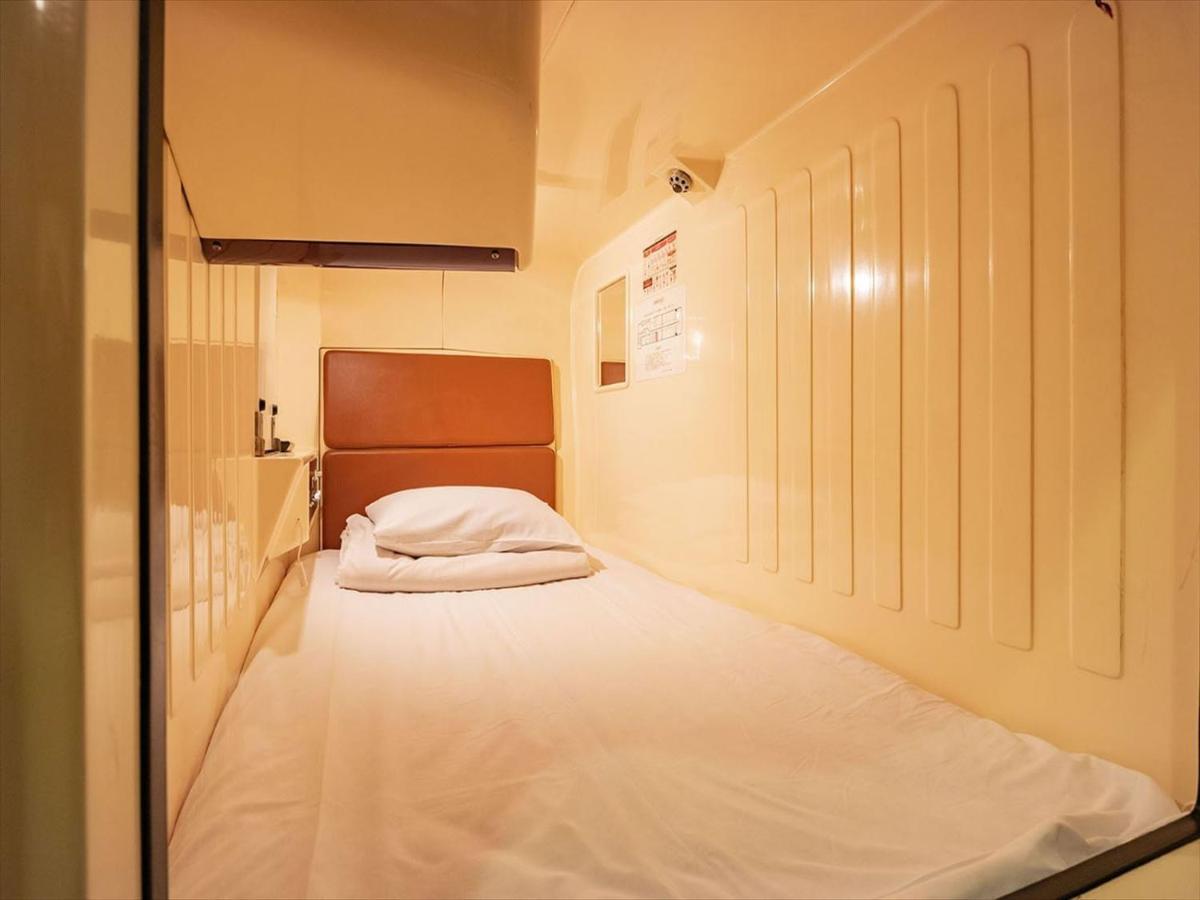 B&S Eco Cube Shinsaibashi Hotel Осака Екстериор снимка