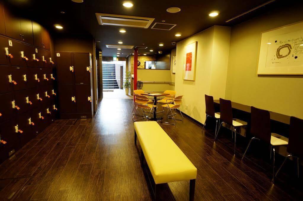 B&S Eco Cube Shinsaibashi Hotel Осака Екстериор снимка